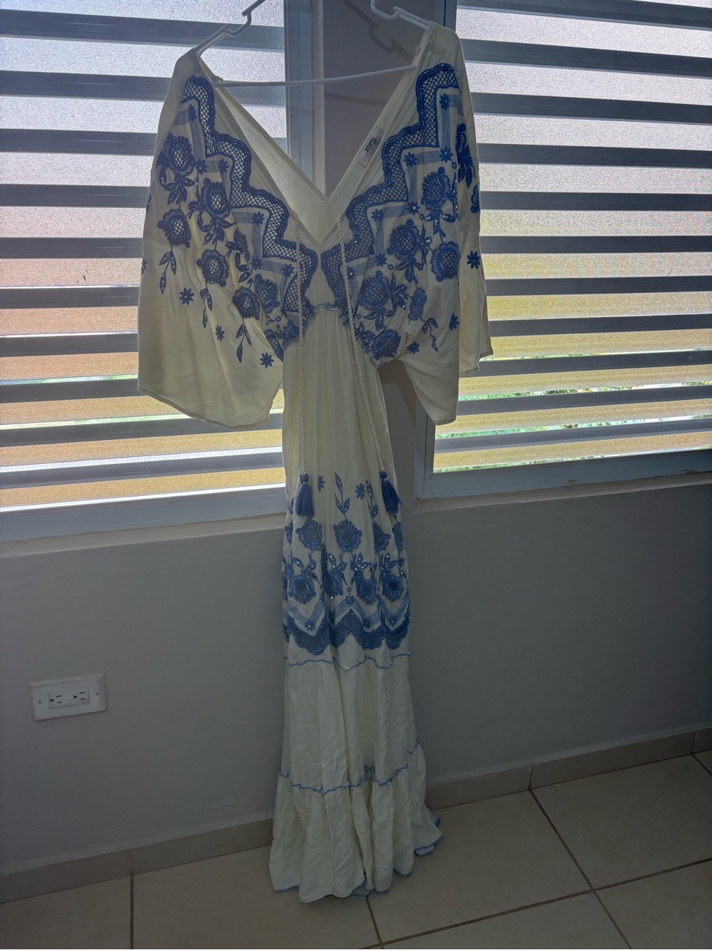Zury maxi embroidery dress one size